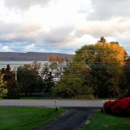 Basinview Motel Smiths Cove Екстериор снимка
