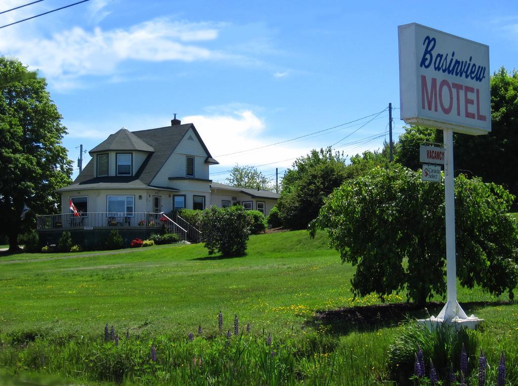 Basinview Motel Smiths Cove Екстериор снимка