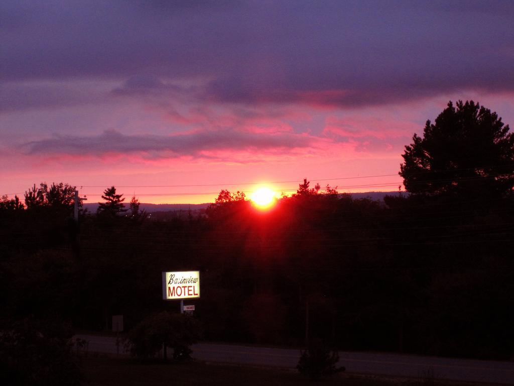Basinview Motel Smiths Cove Екстериор снимка