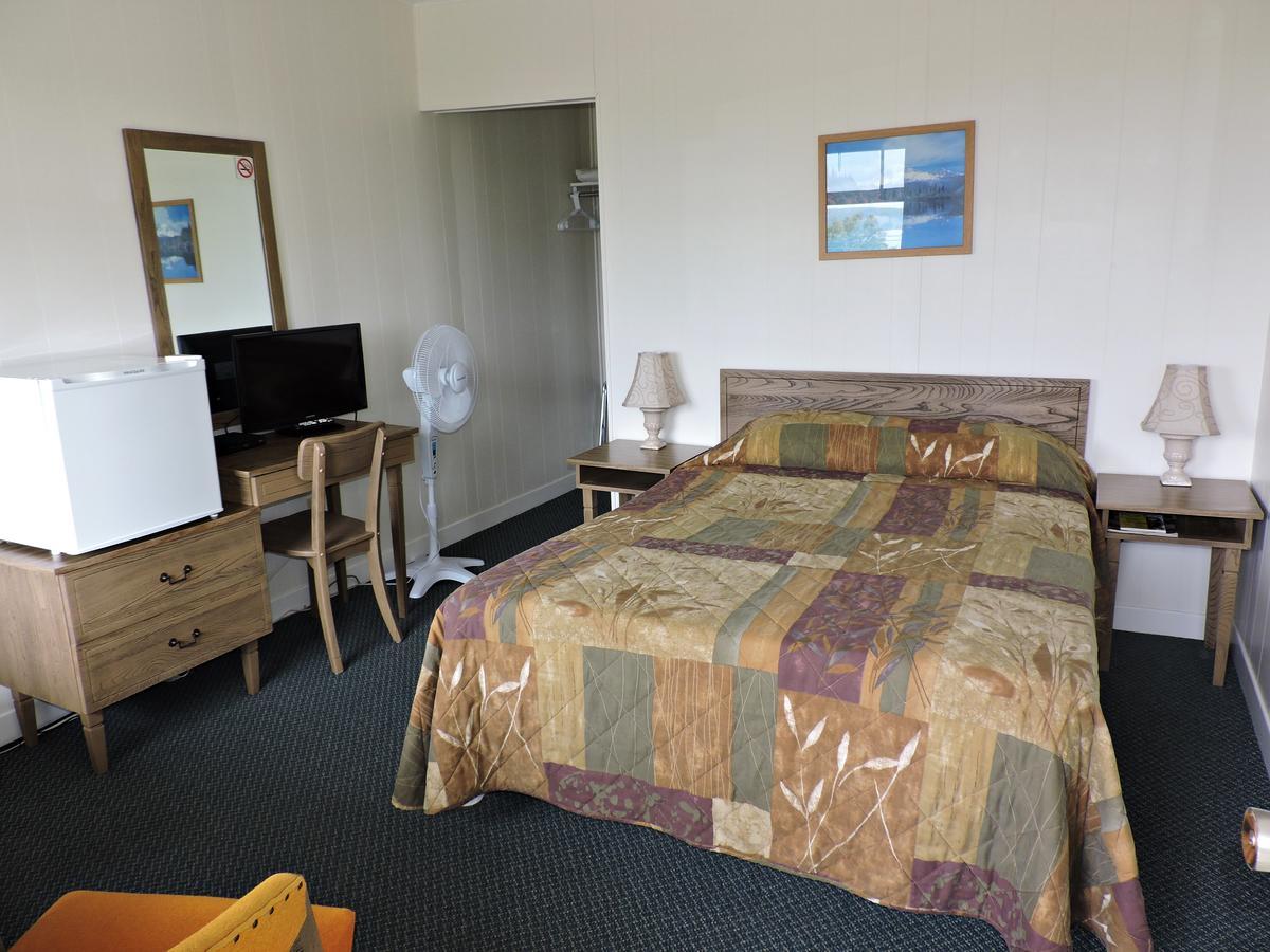 Basinview Motel Smiths Cove Екстериор снимка