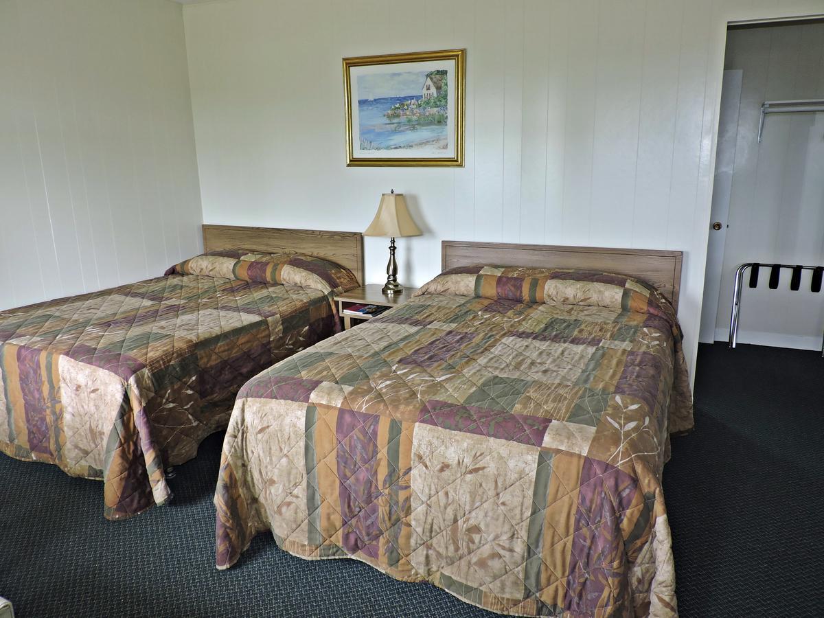 Basinview Motel Smiths Cove Екстериор снимка