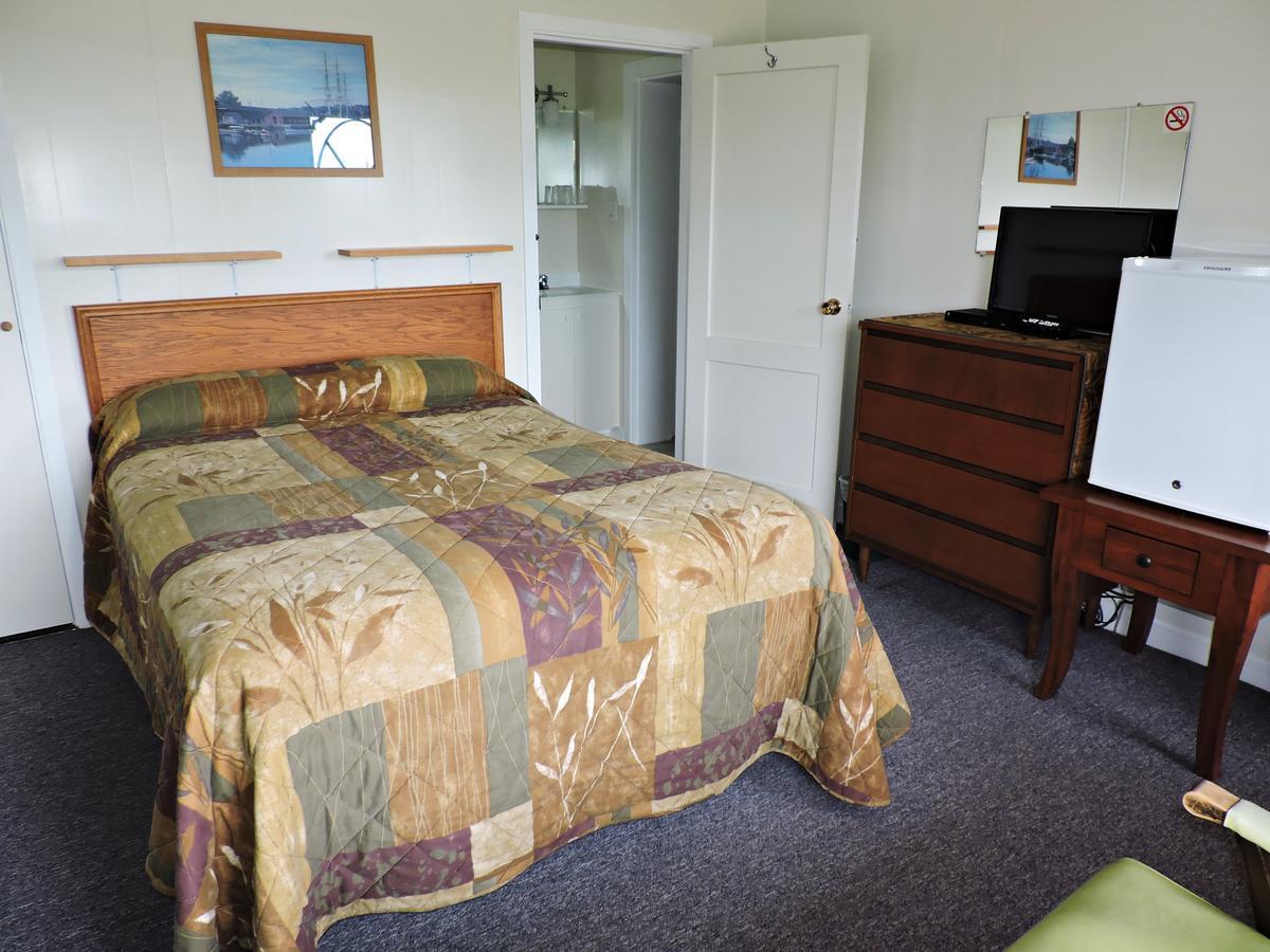 Basinview Motel Smiths Cove Екстериор снимка