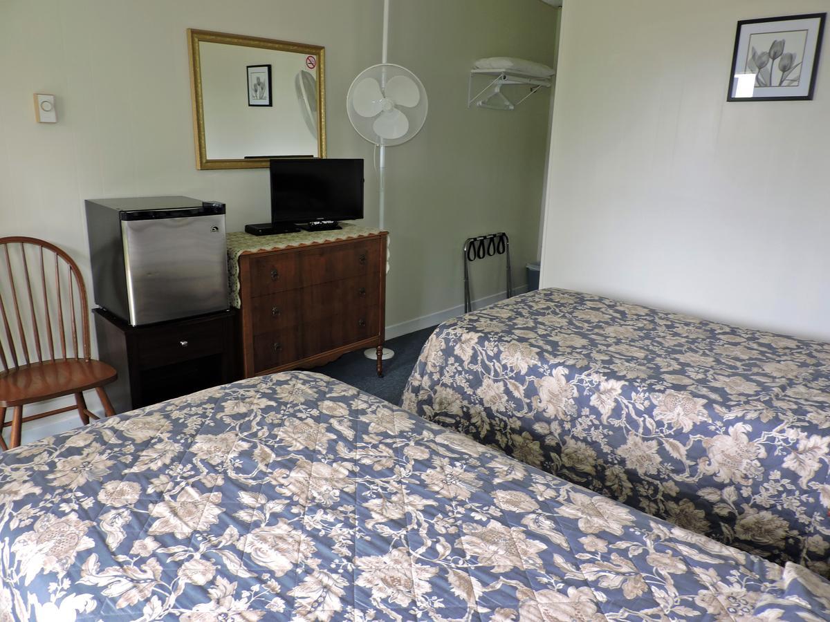 Basinview Motel Smiths Cove Екстериор снимка